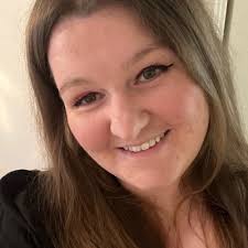 My 5 ⭐️ paralegal is out of the office this month. She takes a month off  every summer to visit family in Mexico. While she's gone, it's all hands