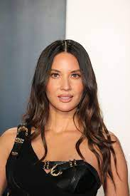 Fixed it, replied one twitter user, who commented on the actress' tweet sharing an edited photo of the sweatshirt, which was changed to. Olivia Munn 2020 Vanity Fair Oscar Party 54 Chq Vettri Net