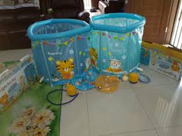 Kolam renang bayi dan baby spa berenang sangat dianjurkan oleh dokter anak bahkan dari sejak usia 2 bulan atau berat >3kg. Kolam Renang Spa Bayi Bayi Anak Lainnya Di Carousell