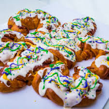 King cakes are made around the world as part of the festival of the epiphany, but in new orleans, king cakes have truly taken on a life of their own. King Queen Cakes In New Orleans La Antoine S Famous Cakes