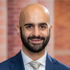 Last week, Cindy Yen, Jay F., Chonghui Zhang, and I presented at UCLA  Anderson School of Management's 2024 Ethics Summit! The topic was something  near and dear to me as a manager