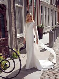 Brautkleider online shop, schneller versand. Aktuelle Brautmoden Kollektion Von Modeca Mein Hochzeits Ratgeber