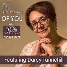 Holly Dowling's Instagram, Twitter & Facebook