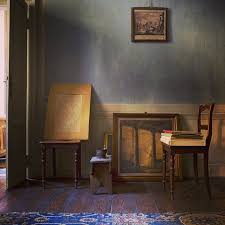 This blog follows me on the journey from a home i'm embarrassed to invite friends into toward a home in which i'm happy to have guests. The Messy Home Trend And How To Get The Look Vogue