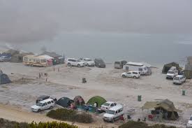 Struis bay (struisbaai) is a quaint little fishing village in the overberg region, 8 km from the holiday resort and lighthouse at the most southerly point of holiday makers will be able to visit a number of charming restaurants and pubs and struisbaai boasts accommodation to suit any pocket and incudes. Where Can You Camp Right Next To The Sea Near Cape Town Page 2