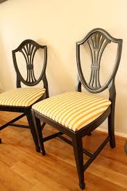 Federal Period 1790 1830 Hepplewhite Sheild Back Chair This Is A Hepplewhite Chair Because Of The Back Design And Straight L Living Room Redo Home Furniture
