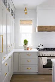 From rich browns that are reminiscent of chocolate to shining coppers, our brown backsplash ideas are sure to impress. White Brick Kitchen Backsplash Transitional Kitchen Minneapolis By Fireclay Tile Houzz