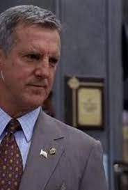 Goren and eames investigate an insurance scam involving millions of dollars and the murders of homeless people. Law Order Criminal Intent Season 2 Episode 22 Rotten Tomatoes
