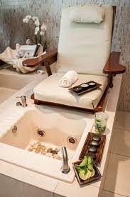 Pin By L Algerienne 25 Constantinoise On Nail Room Spa Decor Pedicure Spa Indoor Spa