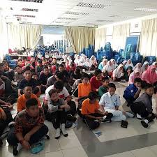 美 冷 2020) või bandar behrang 2020 on alevid aastal perak, malaisia. Pi1msgbehrang Instagram Posts Gramho Com