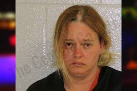 Deanna Bunner's Instagram, Twitter & Facebook