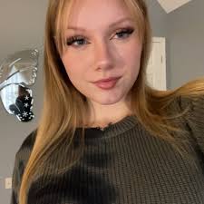 Kira Burke (@kira__burke) • Instagram photos and videos