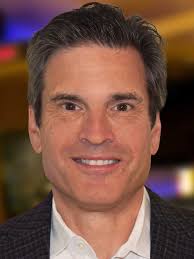 National CineMedia Promotes Scott Felenstein as Cliff Marks Retires