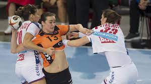 Discover yvette broch net worth, biography, age, height, dating, wiki. Oranje Handbalsters Knokken Zich Naar Gelijkspel Tegen Servie Omroep West