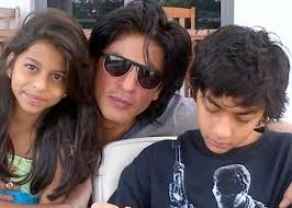 We went on a holiday. Srk Fan Club Srkfc Kkr Shah Rukh Khan Fans On Twitter Shahrukh Khan Shahrukh Khan Family Bollywood