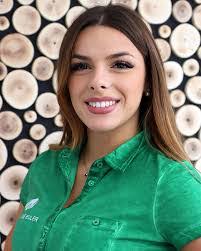 Jacqueline Euler's Instagram, Twitter & Facebook