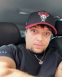 Kyle Bertin (@kylebertin) • Instagram photos and videos