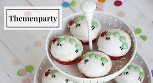 Nun den körper mit hilfe eines etwas kleineren glases ausstechen, dabei immer ein stückchen von dem zuvor ausgestochenen kreis mitnehmen (siehe foto) Kleine Raupe Nimmersatt Muffins Ein Kindergeburtstagsrezept Lavendelblog