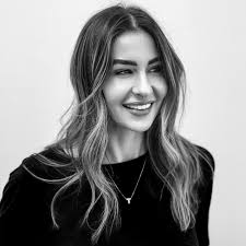 Thrilled to welcome @lo.naturals Loren Armstrong to the @beauty.livebian  team! — Loren is a skilled aesthetician and holistic skin care practitioner  with certifications in holistic, integrative, multicultural skin, and  organic luxury skincare