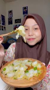 Ricepaper Seblak Cobek Mamang Rafael🌶️🍘, enak bangettt ternyata nyambung  jg ricepaper dimakan sama sambel bumbu seblak ~, Resep Seblak Cobek  Ricepaper :, 🌶️ 3 lembar Ricepaper, 🌶️ 7 buah Cabe Rawit, ...