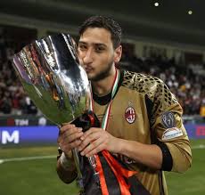 Gigio Ac Milan Milan Football Pictures