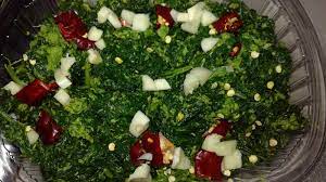 I friarielli sono simili ai broccolo o le cime di rapa, sono tipici della campania. Ricetta Dei Friarielli Napoletani La Cucina Della Felicita