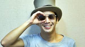 แอมมี่ เดอะบอตทอมบลูส์ หรือ ไชยอมร แก้ววิบูลย์พันธุ์ เกิดวันที่ 6 ตุลาคม 2531 เกิด. à¸›à¸£à¸°à¸§ à¸• à¹à¸­à¸¡à¸¡ The Bottom Blues à¸«à¸£ à¸­ à¹„à¸Šà¸¢à¸­à¸¡à¸£ à¹à¸ à¸§à¸§ à¸š à¸¥à¸¢ à¸ž à¸™à¸˜