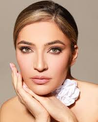 Katie Kennedy's Instagram, Twitter & Facebook