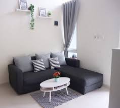 Konsep desain interior ruang tamu minimalis pada gambar ini terkesan sangat elegan dan modern 28. Desain Interior Ruang Tamu 3x3 Cek Bahan Bangunan