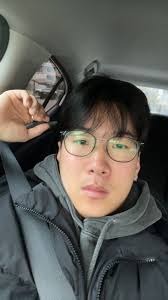 Hi everyone- I'm looking for a friend from back in my university days. His  father ( an American ) was landlord of the Crown Inn back around 2001-04.  My friend's name is