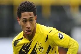 Jude bellingham celebrates england's goal against austria, scored by teammate bukayo saka (right), when he deputised superbly for jordan henderson. Jude Bellingham Inginkan Adiknya Bergabung Dengan Dortmund Vivagoal Com