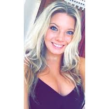 Carissa Welch's Instagram, Twitter & Facebook