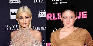 11+ kylie jenner hand vs face gif. Throwback See How This Instagram Takes Kylie Jenner S Old Face And Photoshops It Onto Her New Pics Kylie Jenner Lifestyle