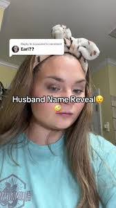 Elizabeth Clyburn's Instagram, Twitter & Facebook