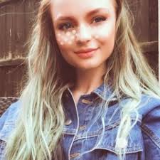 Stream Dionne Booth music