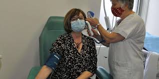 A covid‑19 vaccine is a vaccine intended to provide acquired immunity against severe acute respiratory syndrome coronavirus 2 (sars‑cov‑2), the virus causing coronavirus disease 2019. Covid 19 En Charente La Vaccination S Accelere A Barbezieux Et A Cognac