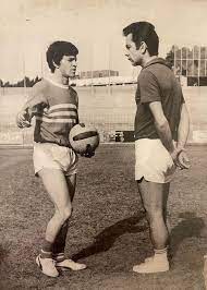 صالح سليم وابراهيم عبد الصمد تولى صالح سليم منصب مدير الكرة بالنادي عامي  1971 و1972، وتقدم لإنتخابات رئاسة النادي الأهلي عام 1980، وفاز بها وخلال  رئاسته للنادي الأهلي حقق الكثير من الإنجازات