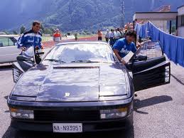 The history of ferrari's garage. Maradona Y La Extrana Historia Del Ferrari Testarossa Negro Gq Espana
