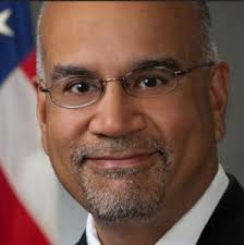 Is there an easy button for gov IT modernization?