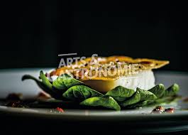 Merlan De Ligne De Saint Gilles Croix De Vie En Croute De Pain De Mie Imprime Aux Amandes Arts Gastronomie