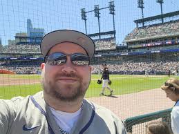 People these days keep your Day job lol