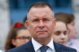 Jun 17, 2021 · глава крыма и мчс разошлись во мнении, кто плыл за лодкой с сергеем аксеновым. Pogib Glava Mchs Rossii Evgenij Zinichev