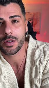 Video di CARMINE MAINIERI (@__carminemai) con sonido original