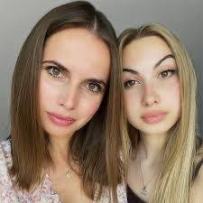 Hi! Any amusement park or ZOO for children, that would be open and worth to  visit at the end of February? Or where to go or what to do with children in