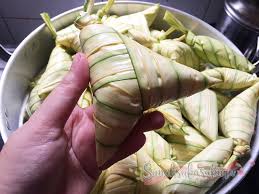 Ketupat palas ialah makanan popular ketika sambutan aidilfitri dan aidiladha di kelantan. Ooo Macam Ni Caranya Buat Ketupat Palas Jantan Sunah Suka Sakura