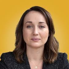 Kristine Michaels's Instagram, Twitter & Facebook