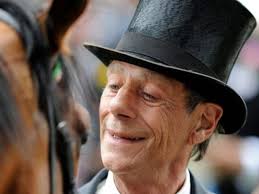 Popular, theatrical race-horse trainer who notched 25 classic winners