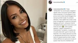 Jun 21, 2021 · jessica antonini e davide lorusso si erano conosciuti a uomini e donne e ben presto la loro storia era diventata importante, tanto da spingere la coppia a lasciare insieme il programma. Carolina Marconi Taglia I Capelli Prima Della Chemio Li Ho Sempre Adorati Lunghi Un Giorno Tutto Passera