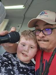 Daniel Self (@christopher.self.58) • Facebook