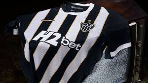 Atlético-MG lança novo uniforme inspirado em campanha de título do Brasileirão de 1971